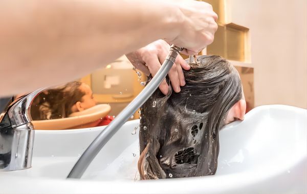 Does hard water cause hair loss